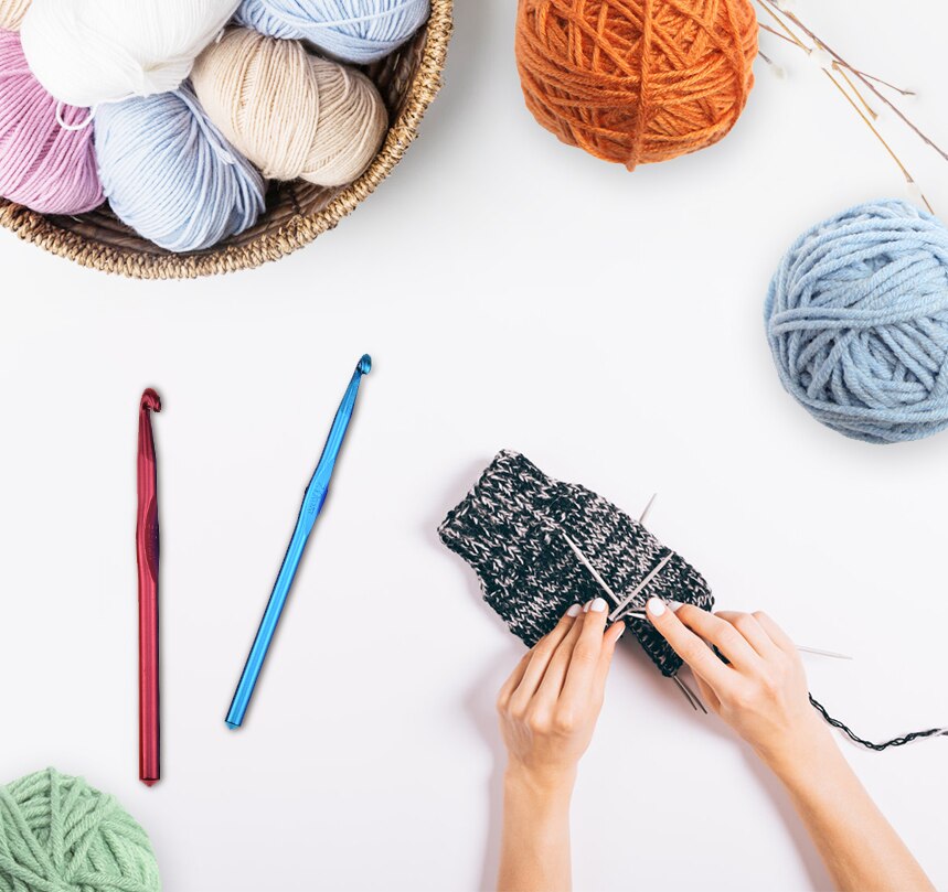 Crochet Hook Set With Case Knitting Needles Arts Craft Scissors Sewing Tools Set Knit DIY Needle Hook For KnittingTool Case pack