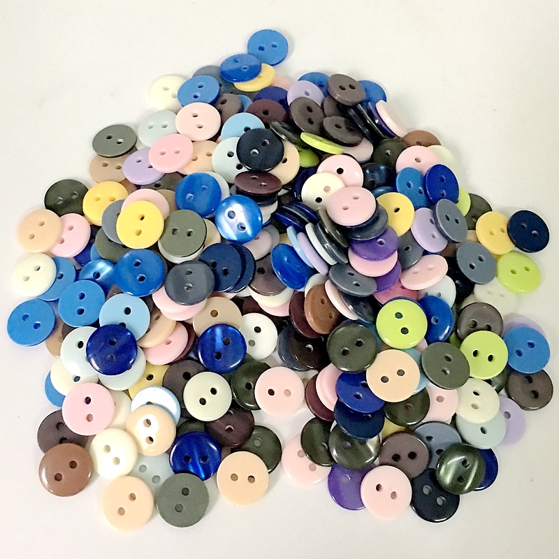 100 stks/partij 11mm mix kleuren naaien knop Bulk knoppen Naaien accessoires Hars Knoppen