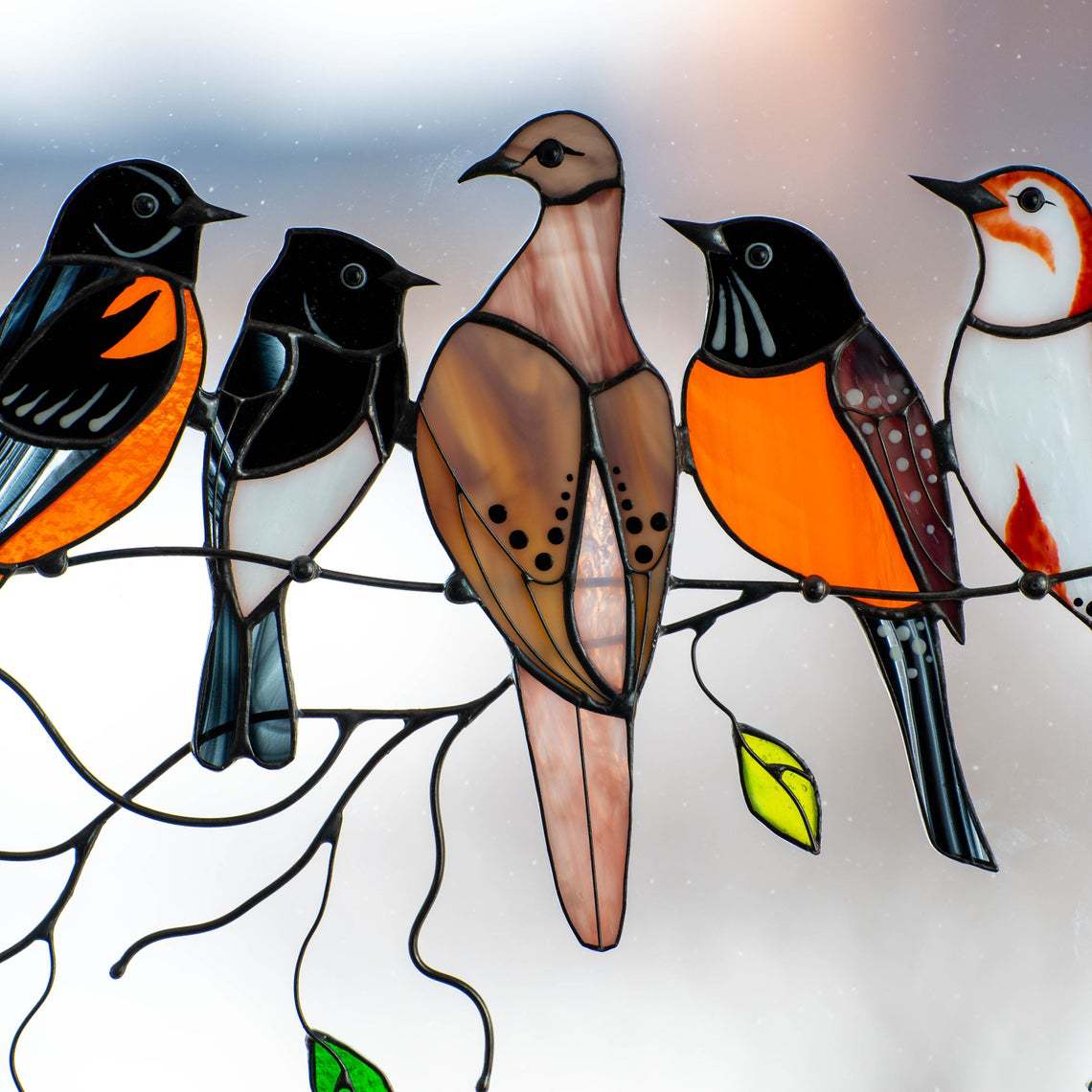 Snailify-múltiples pájaros en un alambre, vitral alto, atrapasol, adorno colgante de ventana
