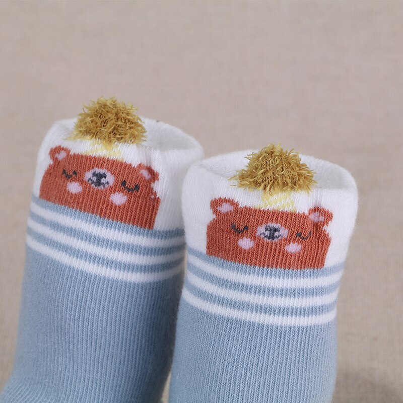Antiskli sokker til babygutt småbarn tøfler babysokk sko babysokker med gummisåler frotté tykke gulvsokker morsomt dyr