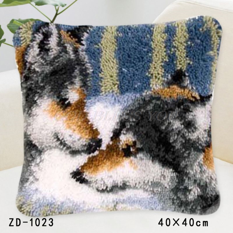 Animal Series Latch Hook Rug Kits Dogs 3D Segment Embroidery Pillow Wool Cross Stitch Carpet Embroidery DIY Latch Hook Pillow: 1023-Double Wolf