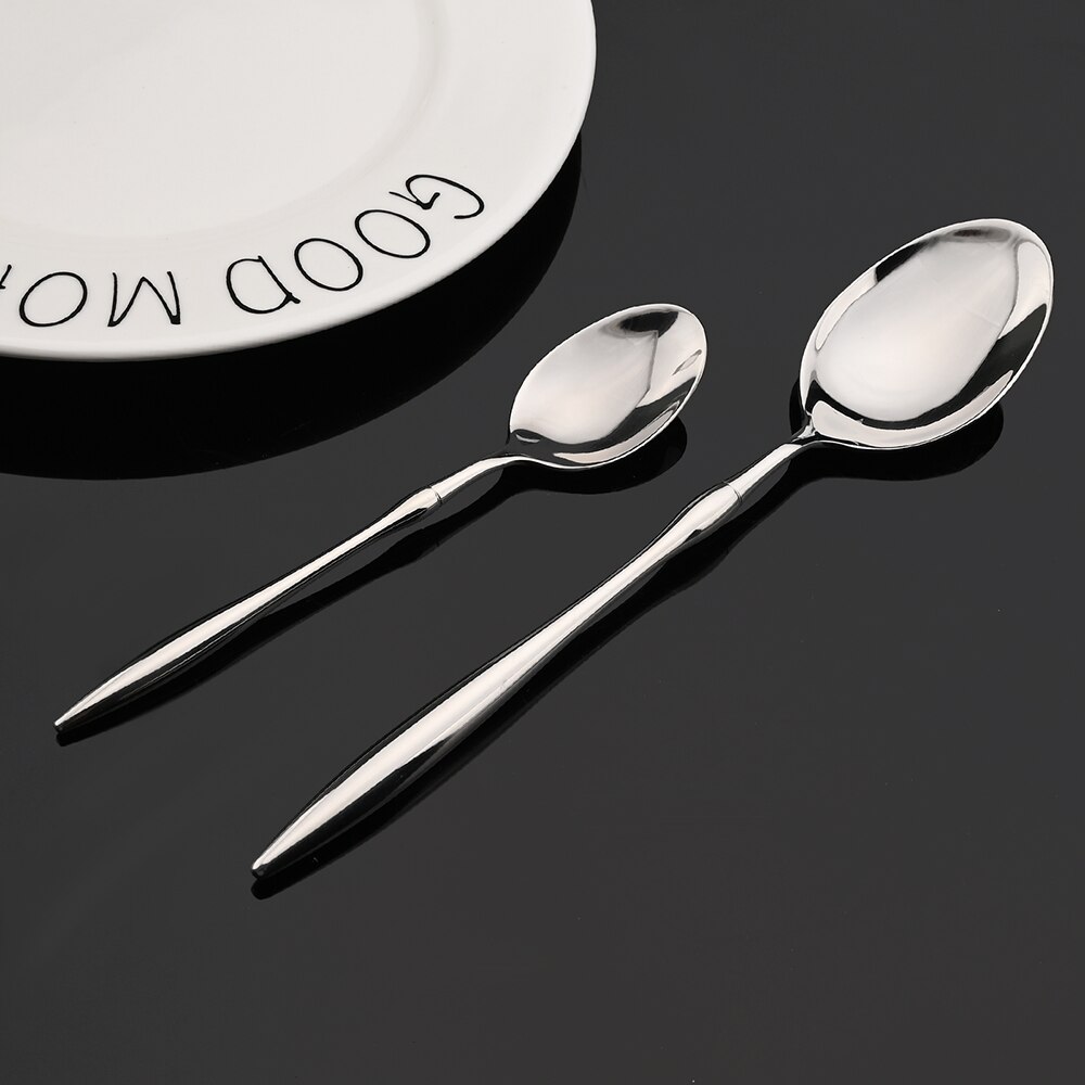 Plata 18/10 Acero inoxidable vajilla cubiertos juego de platería tenedor cuchillo cuchara vajilla cubiertos para restaurante . Exclusivo.