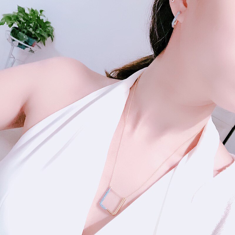 ホットブランド純粋な925スターリングシルバージュエリー女性geomteric neckalceホットパーティーペンダントファッションパンクゴールドカラーパーティーネックレス