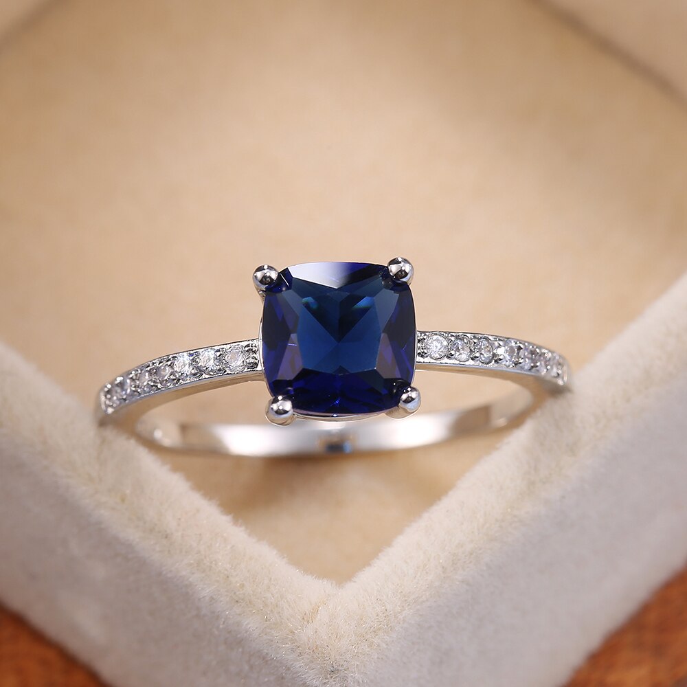 Huitan Vierkante Blauwe Serie Steen Vrouwen Ringen Eenvoudige Minimalistische Pinky Accessoires Ring Band Elegante Verlovingssieraden Ringen: 7 / saffier