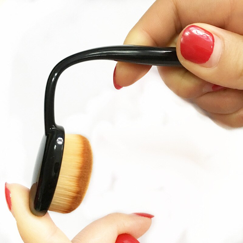 Kvinder makeup børster bløde ovale kosmetiske makeup tandbørste pro blush face pudder foundation børste makeup værktøj