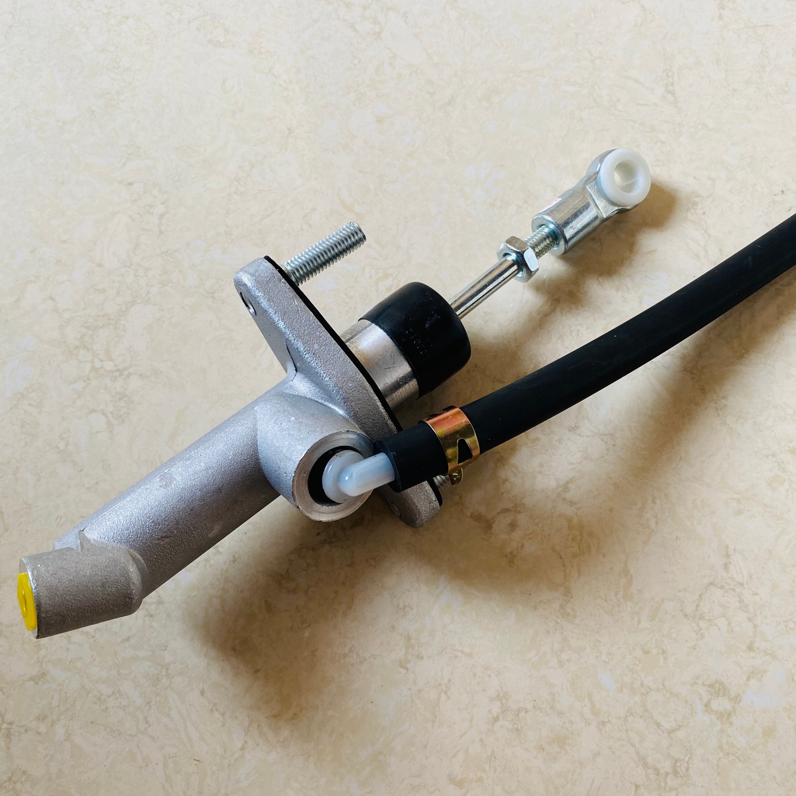 Koppelingshoofdcilinder Voor Dfsk Glory 580 Oem: 1608100-SA01