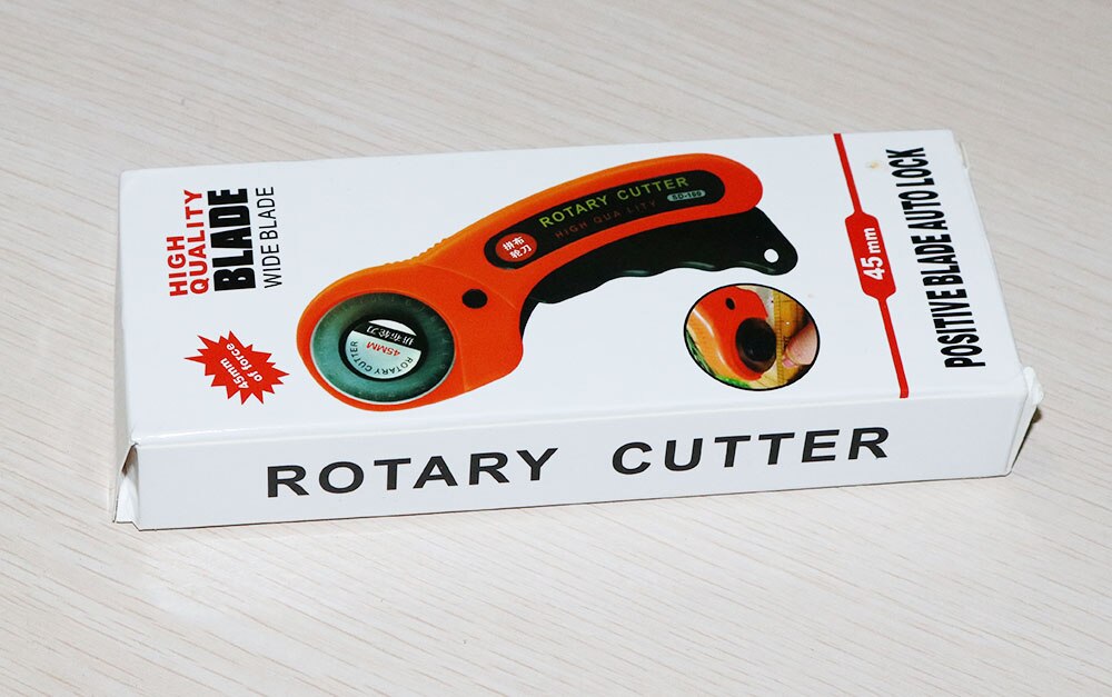 1pcs 45mm Deluxe Handle Rotary Cutter for Quilting Fabric and Arts &amp; Crafts