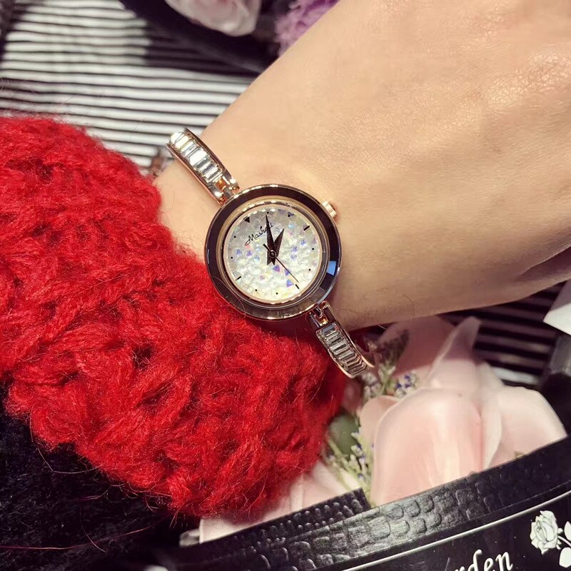 Délicat mignon filles mince Bracelet montres Blingbling cristaux femmes robe d'été Montre-Bracelet Quartz Relogios Montre Femme W111: White
