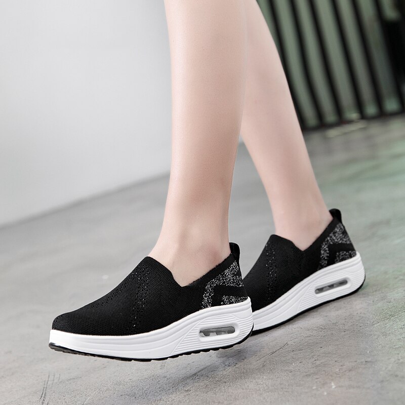 Women Flat Toning Shoes Slip on Ladies Height Increased Body Shaping Wedge Sneakers Outdoor Women Sport Fitness Swing Shoes