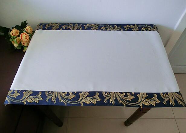 Luxe Wit Blauw Satijn Borduurwerk Bed Tafelloper Vlag Doek Cover Kant Tafelkleed Keuken Home Party Kerst Wedding Decor