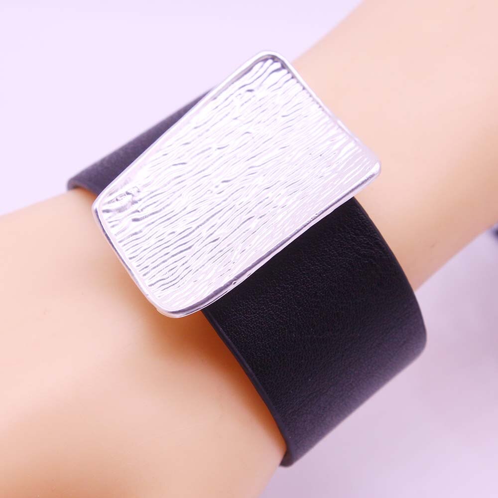 Charm Zwart Lederen Armband Voor Vrouwen Femme Cool Sluiting Polsband Armbanden Armbanden