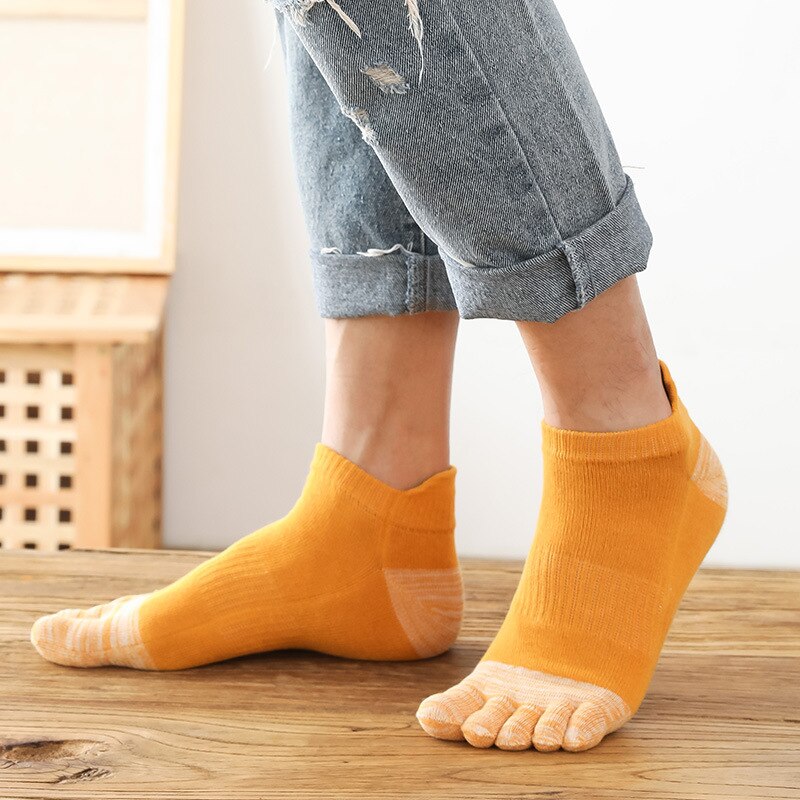 Kleurrijke Katoen Vijf Vingers Sokken Man Sport Compressie Ademend Jong Casual Mode Reizen Sokken Met Tenen Calcetines: yellow