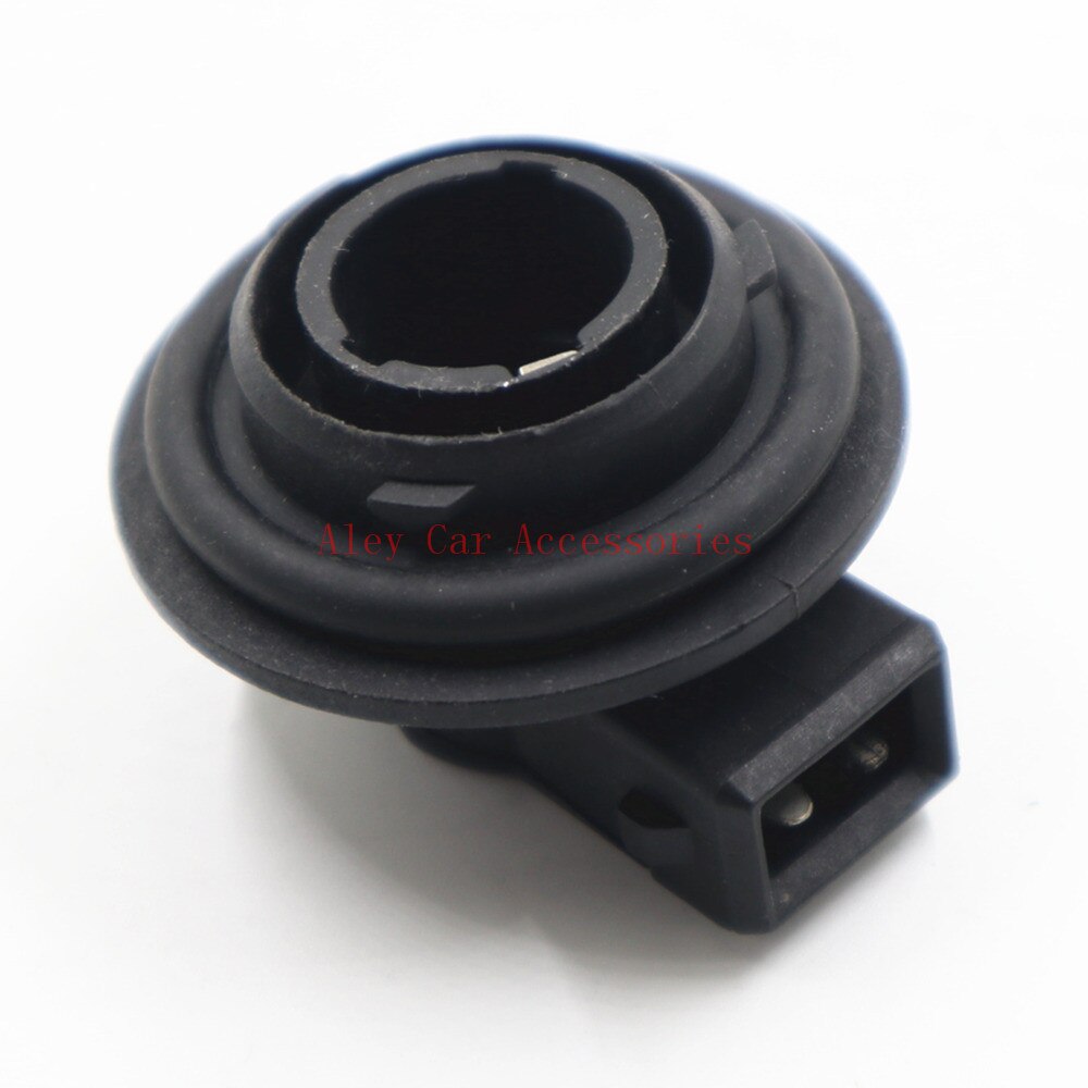 60953750 36118-83E00 36118 83E00 3611883E00 Light Bulb Holder OEM