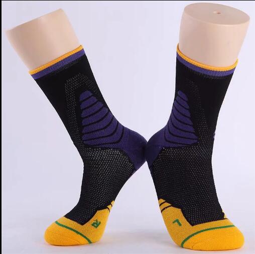 super star basketball socks, casual socks, comfortable, breathable and durable: White