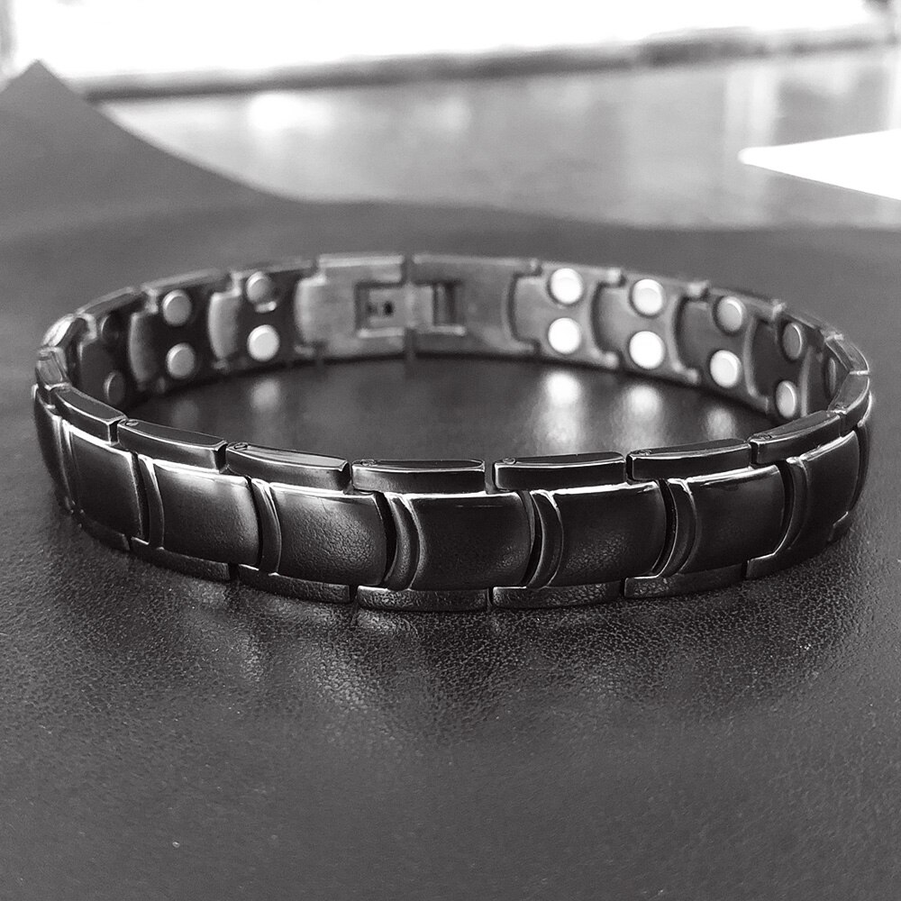 FINE4U B388 Heren Titanium Magnetische Armbanden Pijn Bij Artritis Met Dubbele Rij Sterkte Hametite Zwarte Magneet Armband