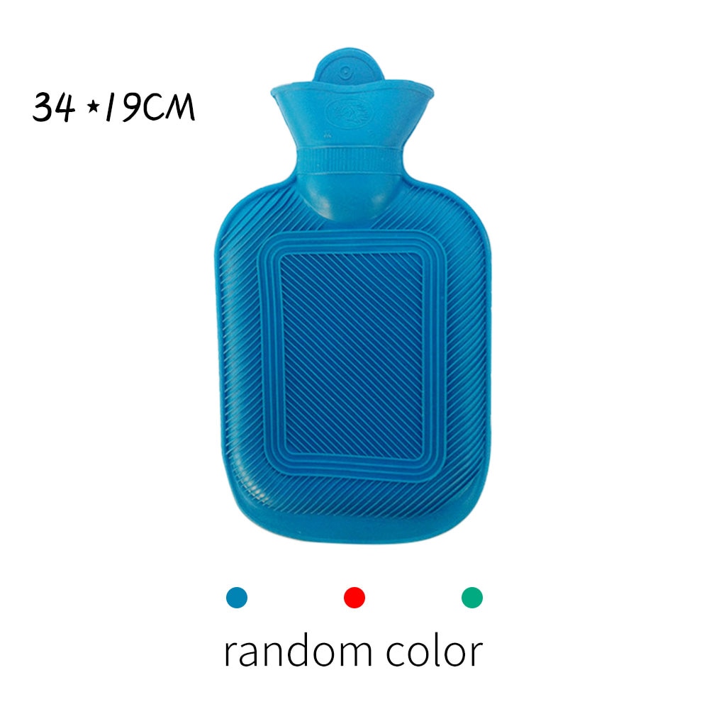 Bærbar varmepose vintervarmer skrue naturgummi gummi vandindsprøjtning 2 liters vandpose tilfældig farve: Xl