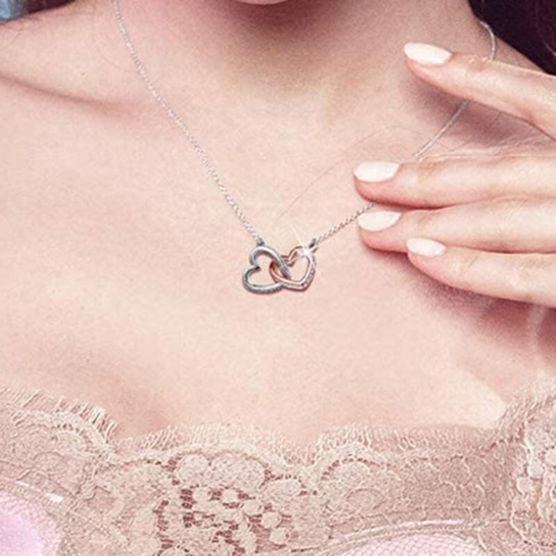 Moeder Dochter Liefde Dubbel Hartvormige Aangesloten Hollow Collier Voor Kerst Giftlight Luxe Vrouwelijke Sleutelbeen Keten