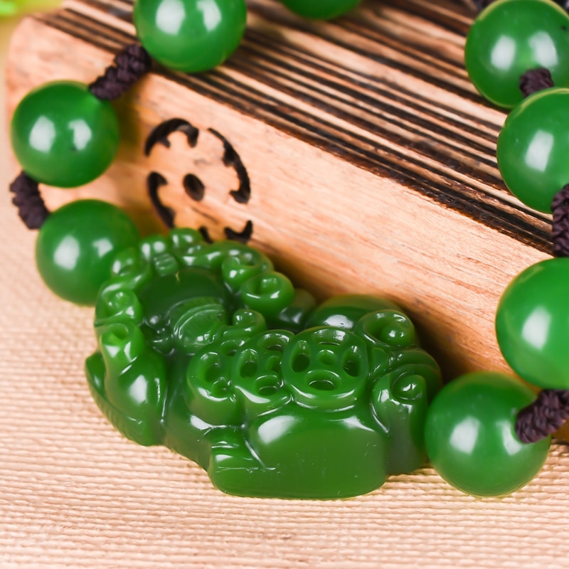 Carved Green Jade 12mm Bead Pixiu Elastic Bracelet Natural Chinese Jewellery Lucky Amulet Women man