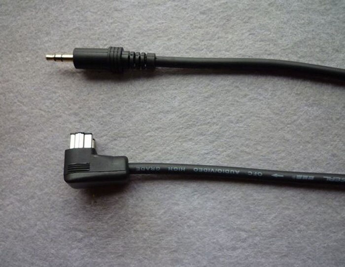 `3.5mm AUX Audio Input Cable For PIONEER CD-RB10 RB20 iB100 iphone ipod Connector For PIONEER CD-RB10 RB20 iB100