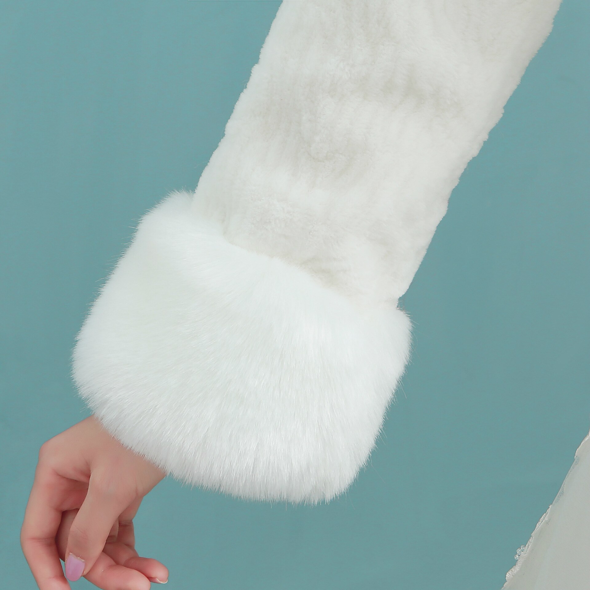 Feather robe women Faux fur coat Bridal fur shawl Peleryna mariage femme Shrugs for women Bride Wedding Jacket