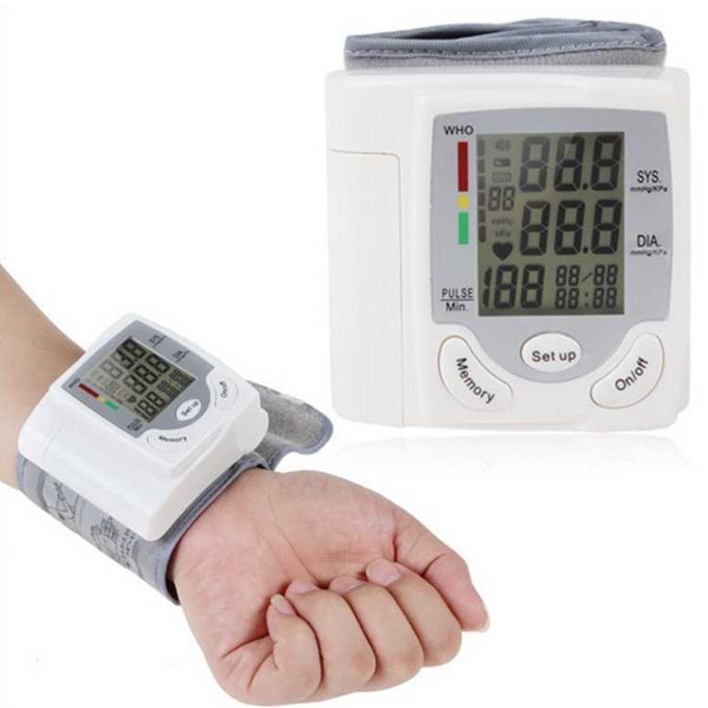 Draagbare Manchet Pols Bloeddrukmeter Automatische Lcd Display Pols Bloeddrukmeter Pulse Hartslagmeter Pulsometer Tonometer