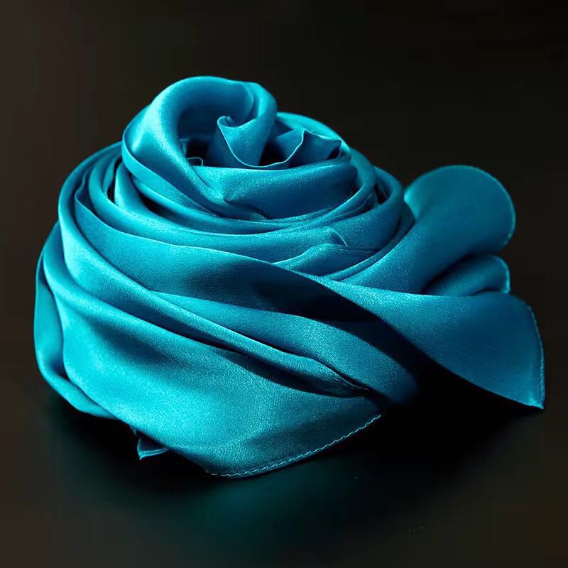 Silketørklæde kvinder satin ren lang naturlig silketørklæde til damer luksus mærke blød enfarvet hoved hijab 16mm: Påfuglblå