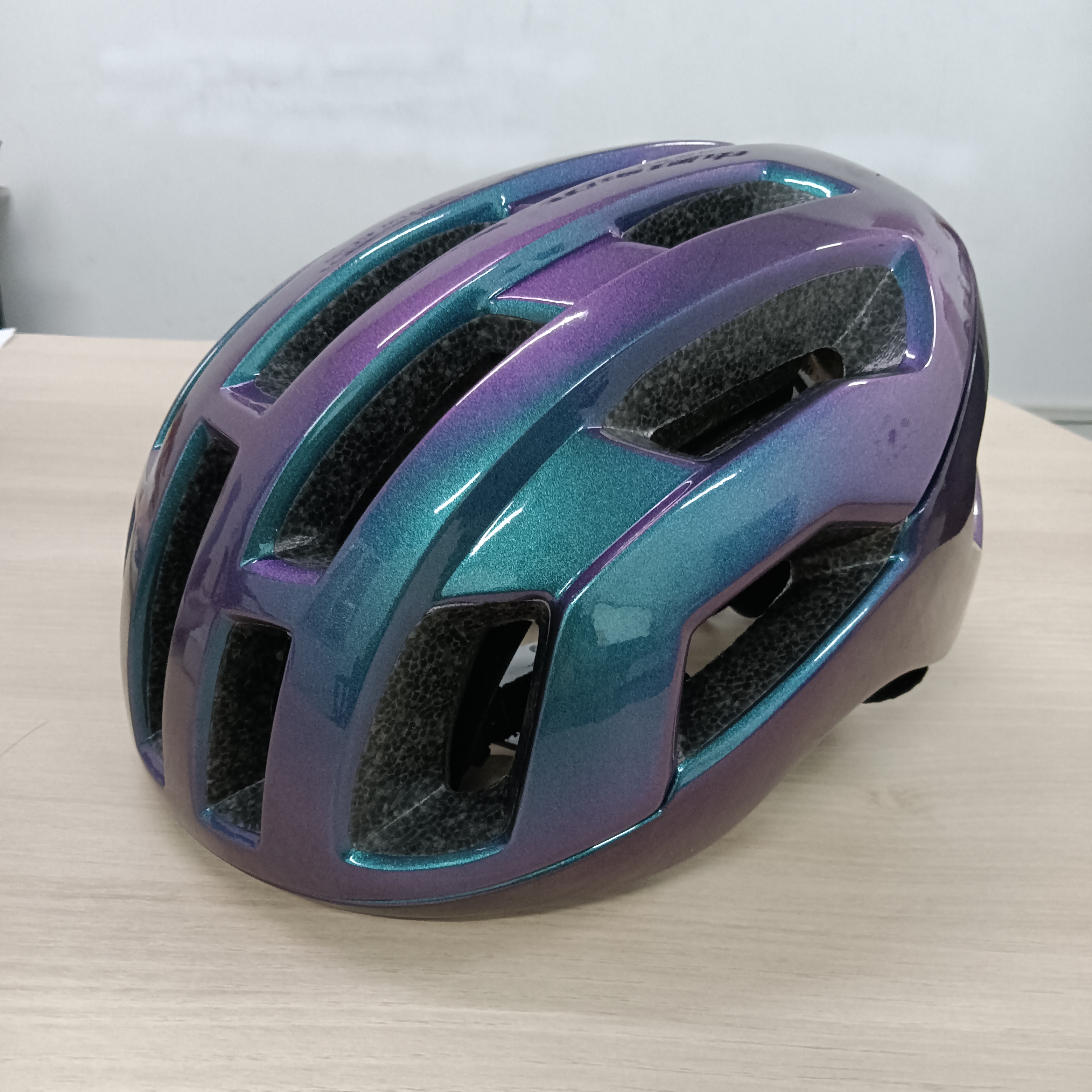 Ultraleichter Rennradhelm, leicht, hält einen kühlen Kopf gleichzeitig mit hoher Intensität, MTB-Helm für längere Fahrten: Lila