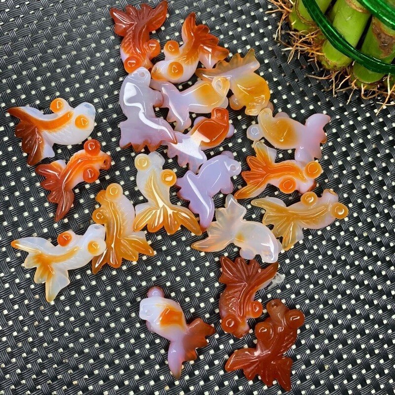 Natural red chalcedony hand-carved goldfish pendant boutique jewelry men and women agate necklace accessories