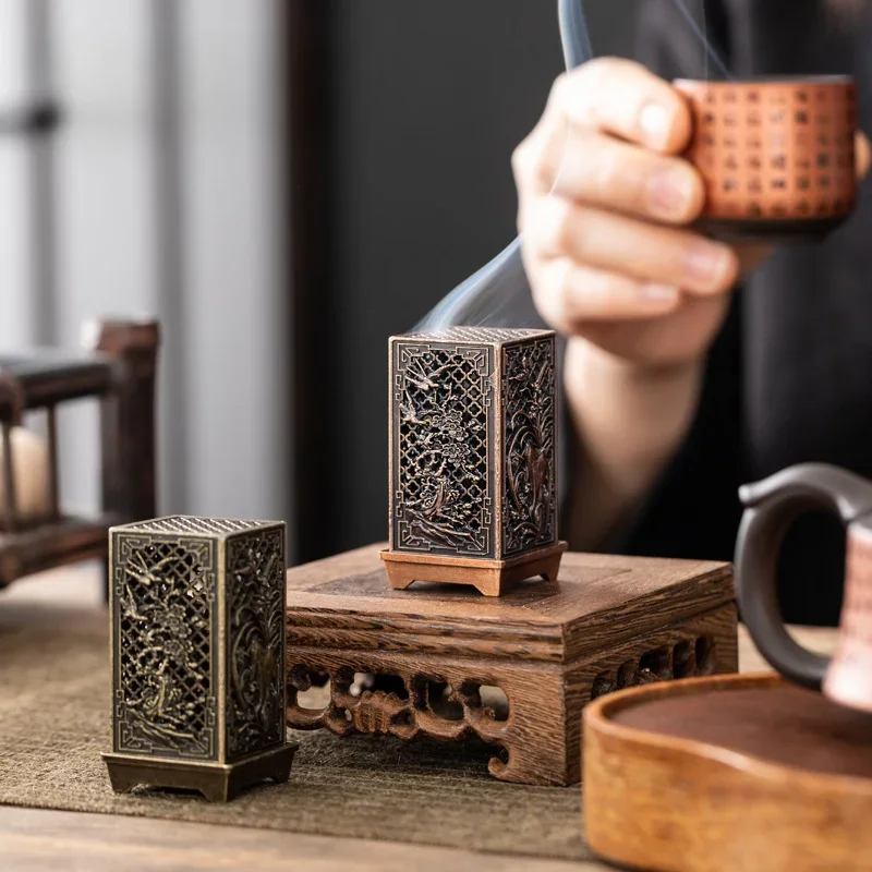 Brûleur d'encens Vertical carré, petit porte-encens en alliage Xiangyun, aromathérapie intérieure, ornement de maison, brûleurs d'encens en prune chinoise