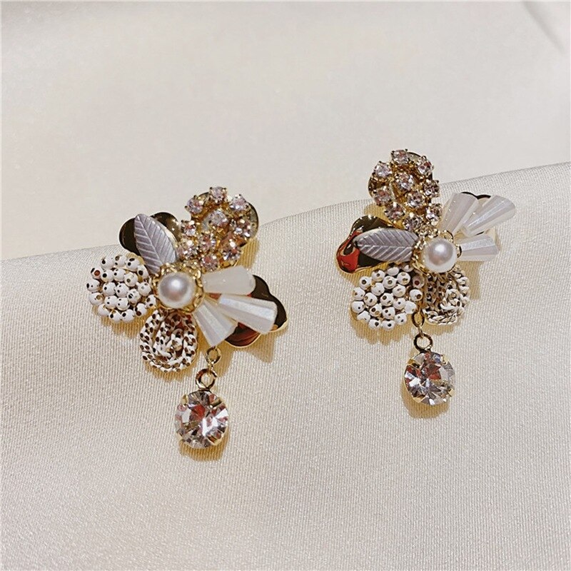 Mengjiqiao koreanske håndlavede krystalperler blomst dråbeøreringe til kvinder piger shell perle brincos fest smykker