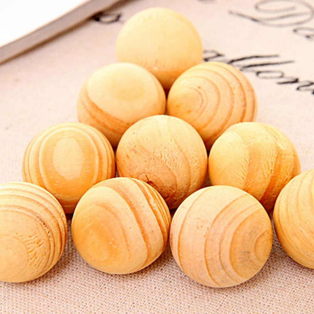 20pcs/pack Natural Cedar Wood Balls Moth Repellent for Drawers Storage Boxes Closets