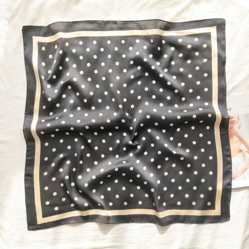 70 * 70ins Lente Zomer Sjaal Kleine Vierkante Sjaal Vrouwelijke Koreaanse Artistieke Decoratieve Polka Dot Vrouwen Halsdoek Sjaal: 3