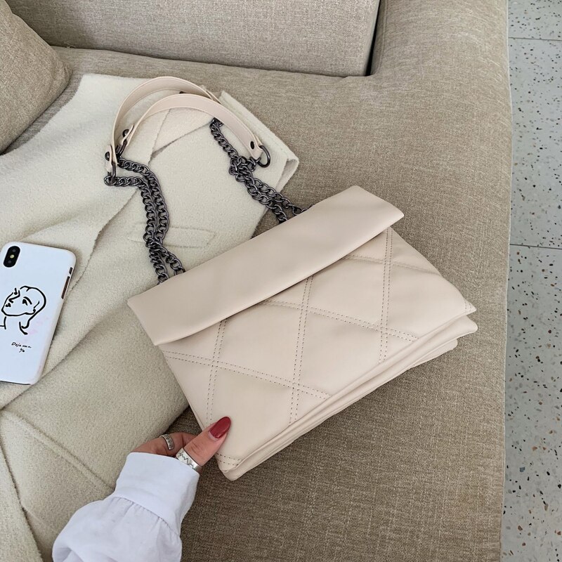 Einfarbig leder schulter Bote tasche neue damen kette handtaschen lässig einkaufstasche multi-schicht umschlag tasche: Elfenbein