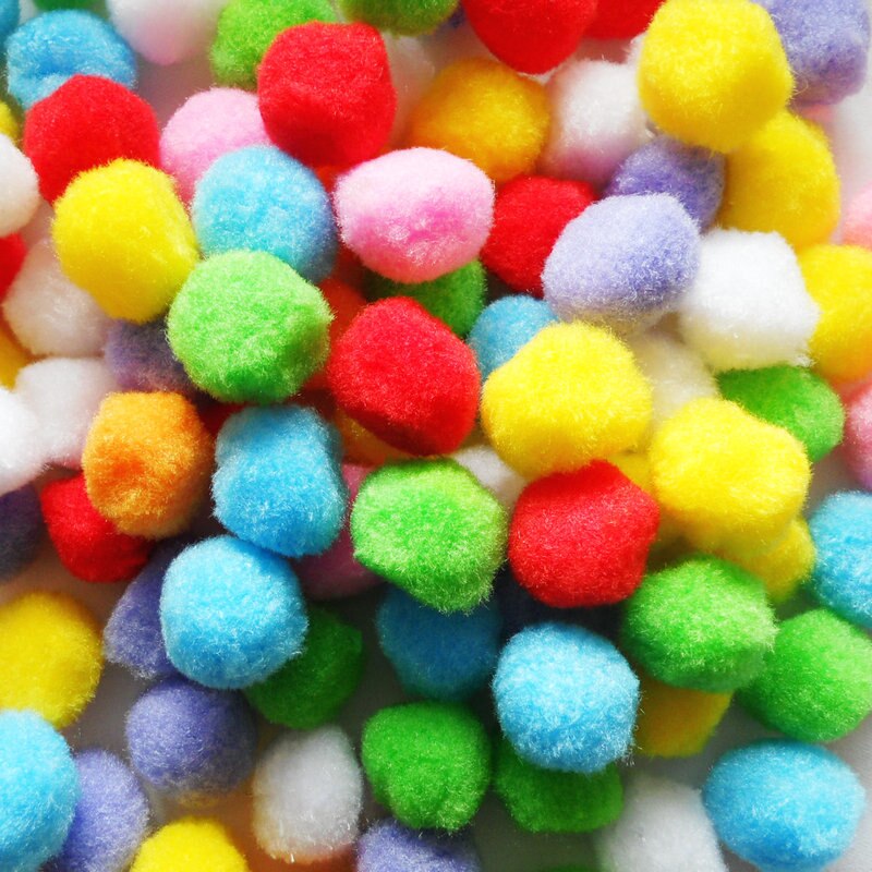 10pz 3 centimetri Pompon multicolore pom-pom materiale Mestiere FAI DA TE articoli di attività Artigianato kit di lavoro Fatto A Mano divertimento in Famiglia giocattoli di apprendimento precoce