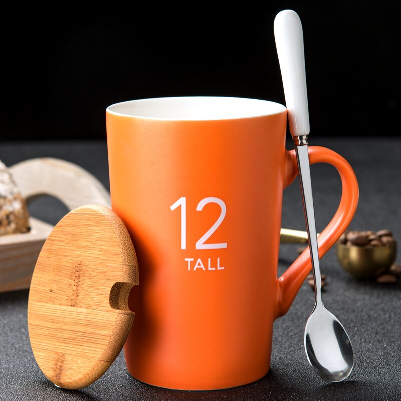 420/580ml keramiska muggar bokstavsnummer mönster muggar med sked lock svart och guld mjölk kaffekopp drinkware: 13