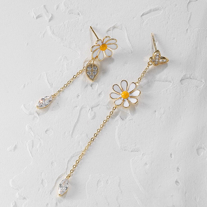 Koreaanse Stijl Lange Daisy Bloem Oorbellen Voor Vrouwen Asymmetrische Delicate Bloem Stijl Oorbel Meisjes Zoete Sieraden