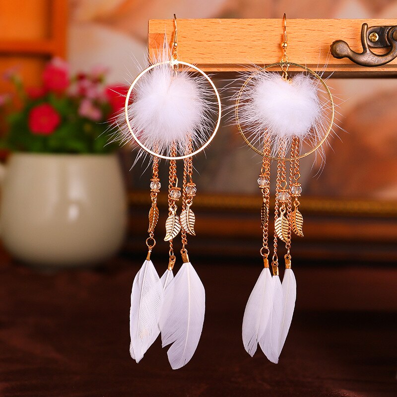 Pendientes largos de pluma roja para mujer, aretes colgantes de , estilo bohemio Vintage, hoja dorada, piedra, joyería India: White