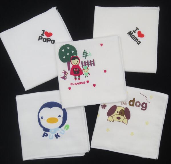 Mooie Katoen kinderen Zakdoeken Cartoon Gedrukt Kant Hanky Bloemen Willekeurige Kleur Doek meisje jongen kids Zakdoek Stoffen