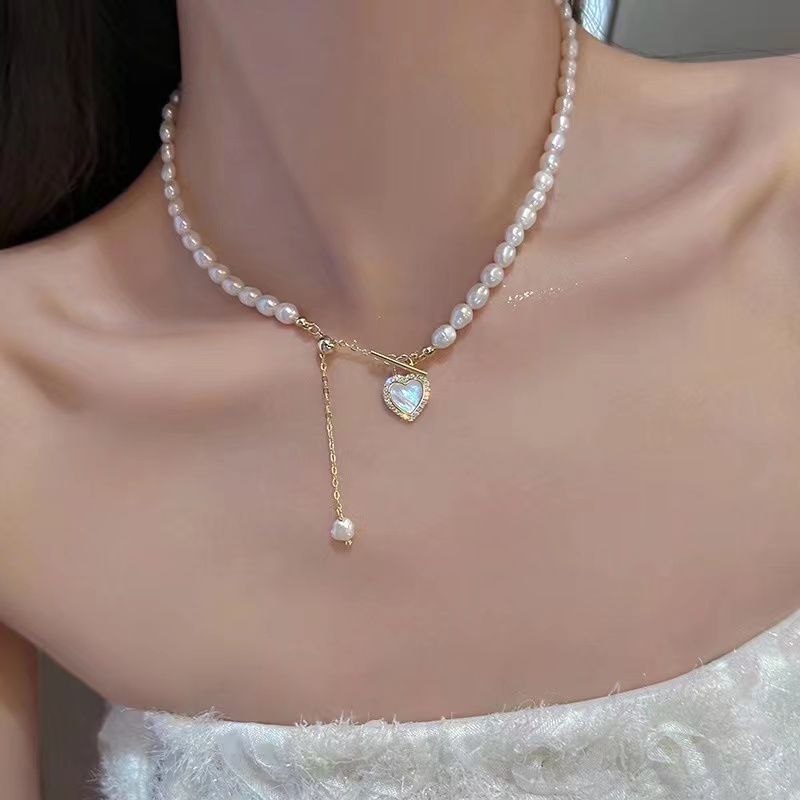 Trend Unique Delicate Chalcedony Tulip Pendant Necklace Women High Jewelry Party: Blue Zinc
