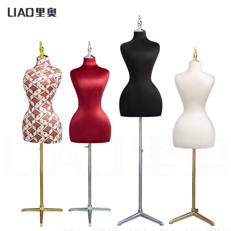 Manequim feminino curvilíneo, quadril grande, metade do corpo superior, feminino, plus size