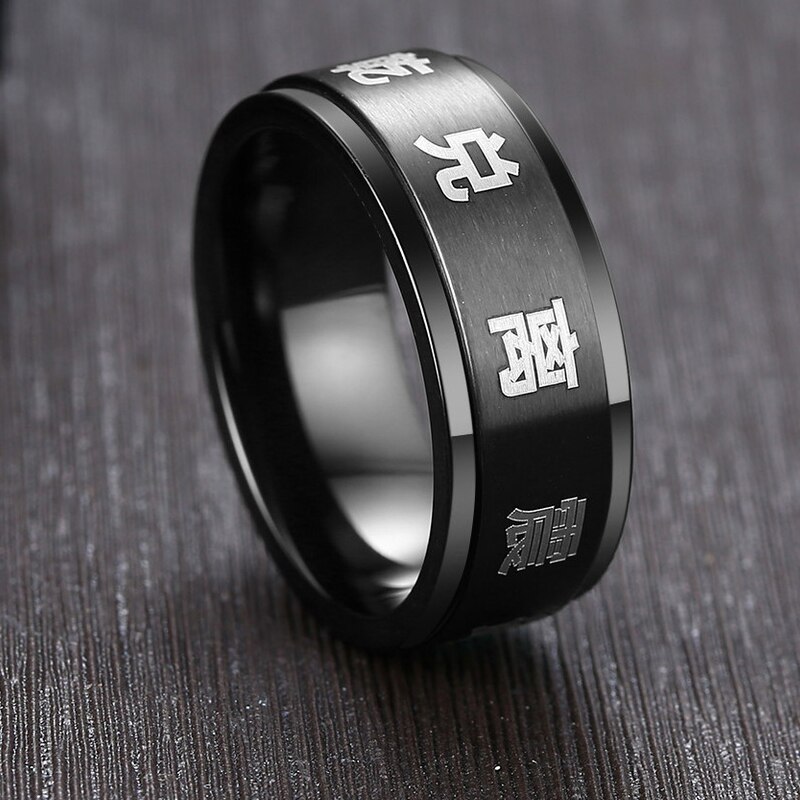 DABAIX Men's 8MM Stainless Steel Yin Yang Ba Gua Spinner Ring - Feng Shui Signet Band