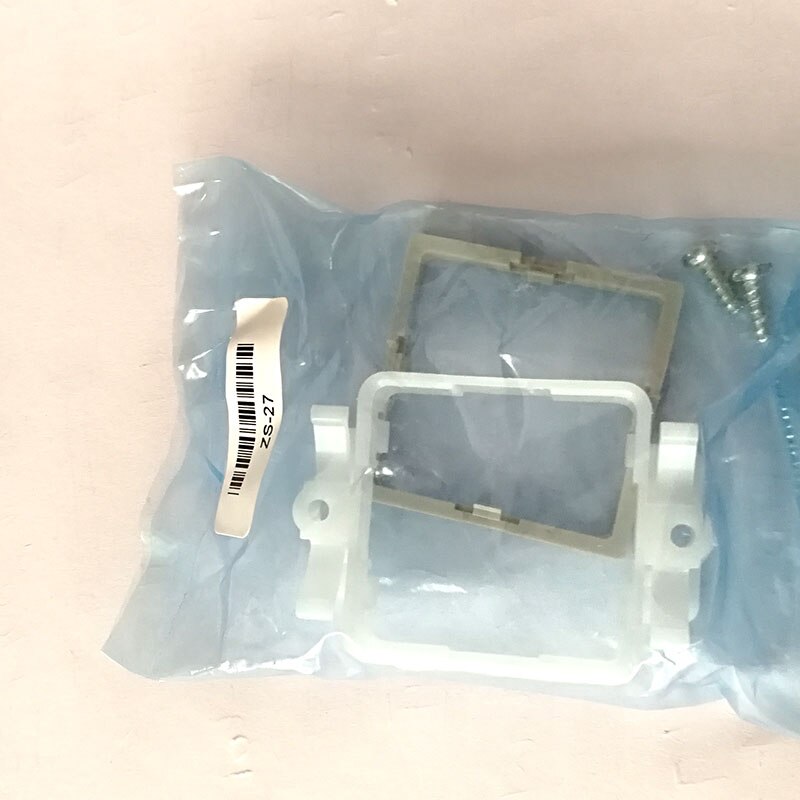 Panel Mounting Bracket ZSE30 ISE30 DP101 KHS-PPX ZS-27-C MS-DP1-1 Digital Pressure Switch: ZSE30(ZS-27-C)