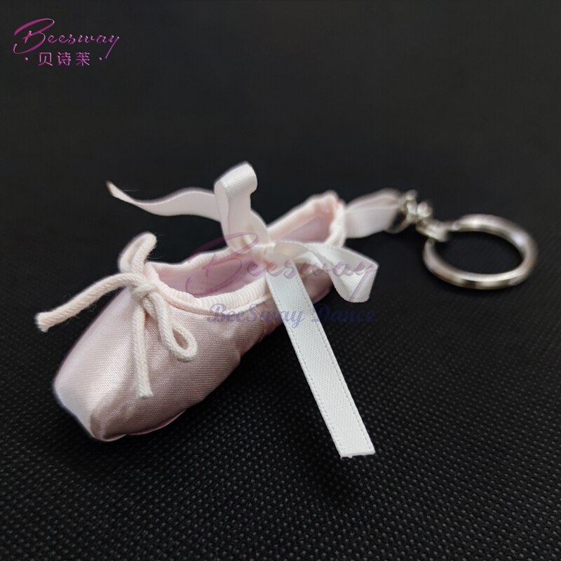 Mini danser satin ballet nøglering lilla ballet tå nøglering ballet sko nøglering dans lille værktøj til piger: Størrelse b pink