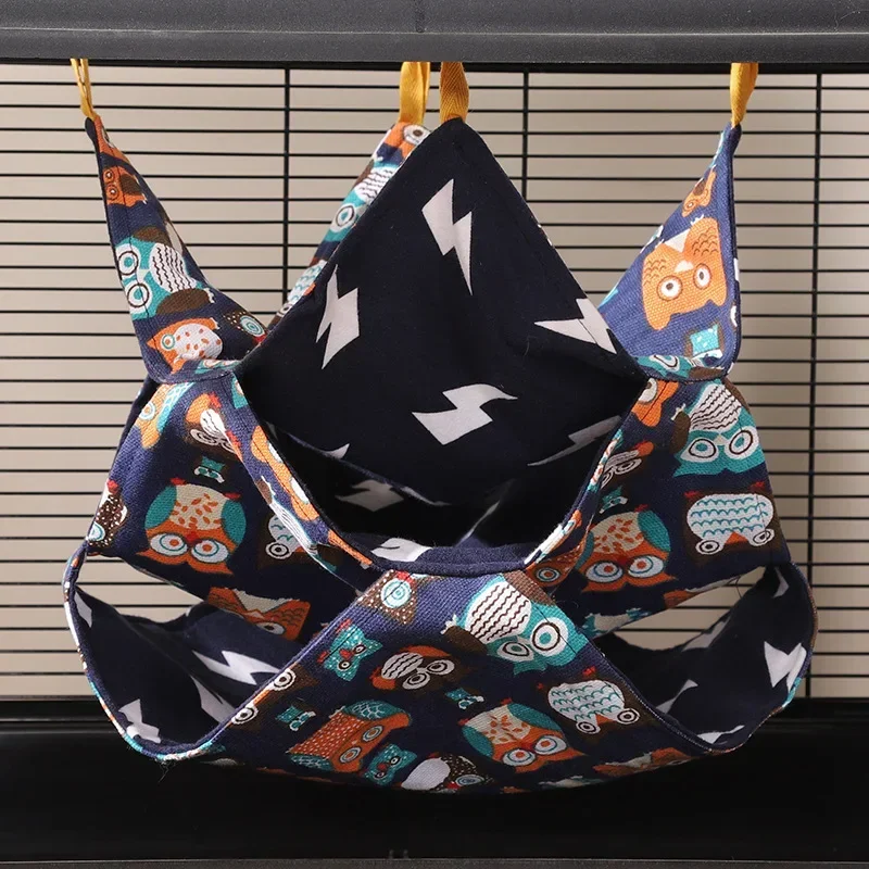Drie Gelaagde Hamster Kooi Slapen Hangmat Print Cavia Kleding Bed Knaagdier Hangmat Chinchilla Kooi Kleine Huis: 4XL / SCARLET