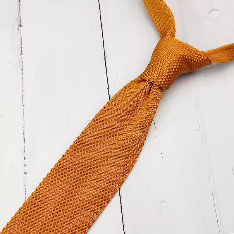 Jednokolorowe krawaty z dzianiny w kolorze khaki dla mężczyzn 6CM Wąskie brytyjskie krawaty na szyję dla kobiet College Student Knitting Neck Tie Cravat