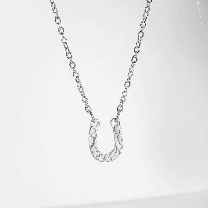 Collier avec pendentif en forme de U pour femme, en acier inoxydable, , chaîne à clavicule fine, d'anniversaire de la saint-valentin