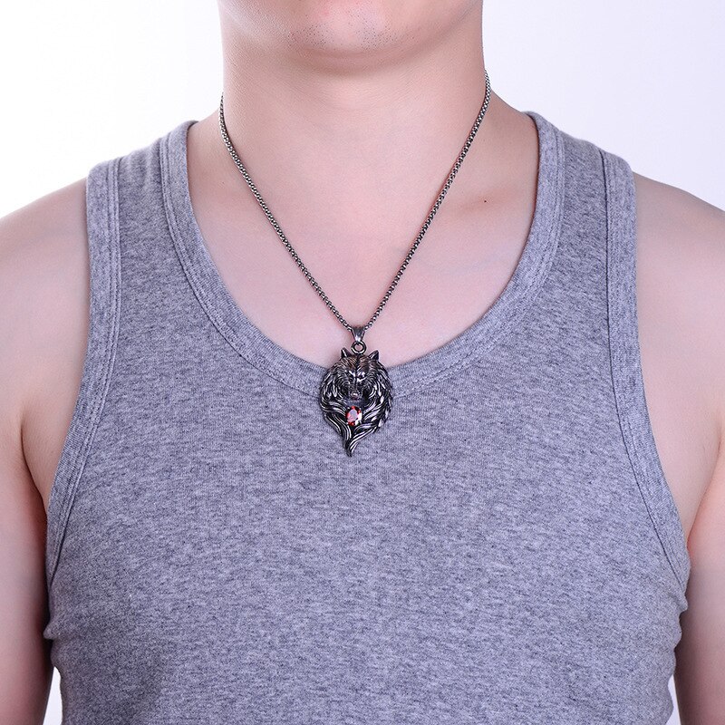 Domineering Pendant Party Accessories Wolf Head Titanium Steel Chain Men&#39;s Wolf Tooth Necklace