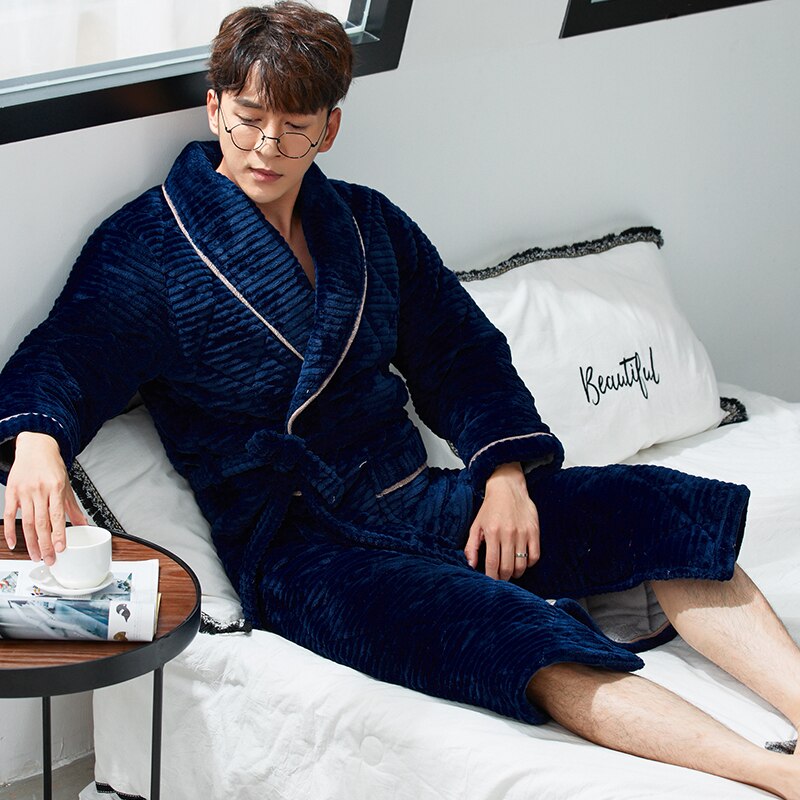 Winter 3 Layers Thick Bath Robe Men Bathroom Robe Bathrobe Male Quilted Pajamas Thick Long Spa Robe Shower Homewear Coral Fleece