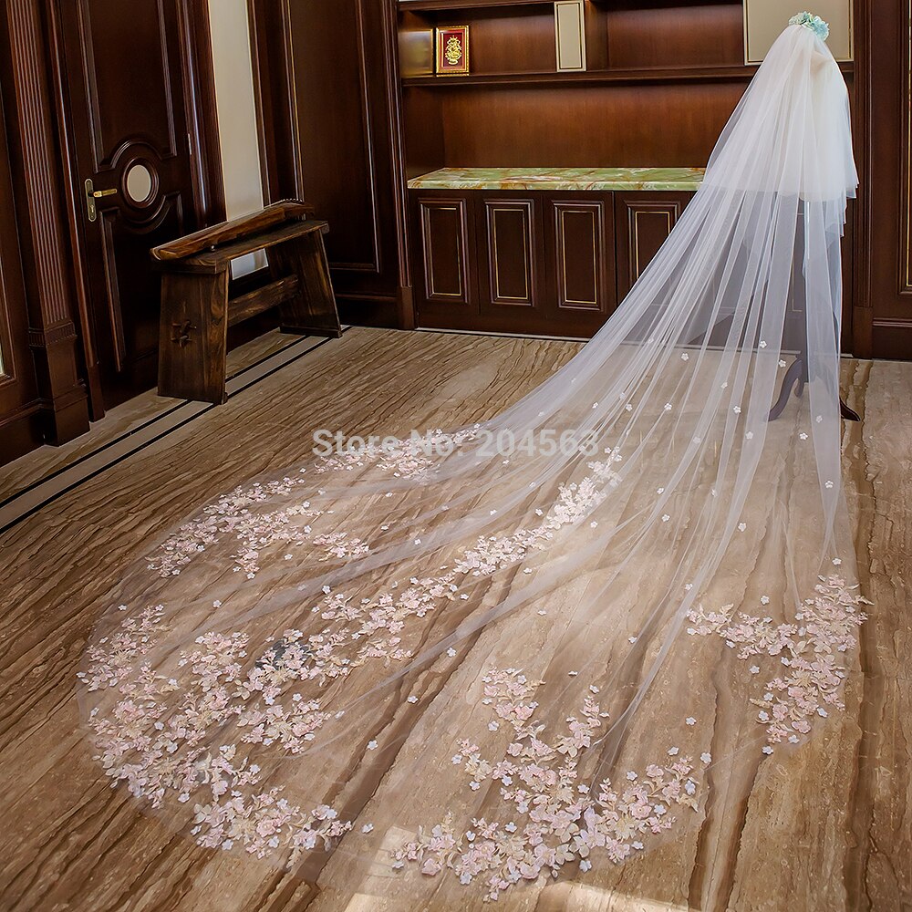 Prachtige Twee-Layer Luxe Kant Bruiloft Sluier Met Roze Bloemen 4 Meter Lange Bridal Veils Met Kam AX2019