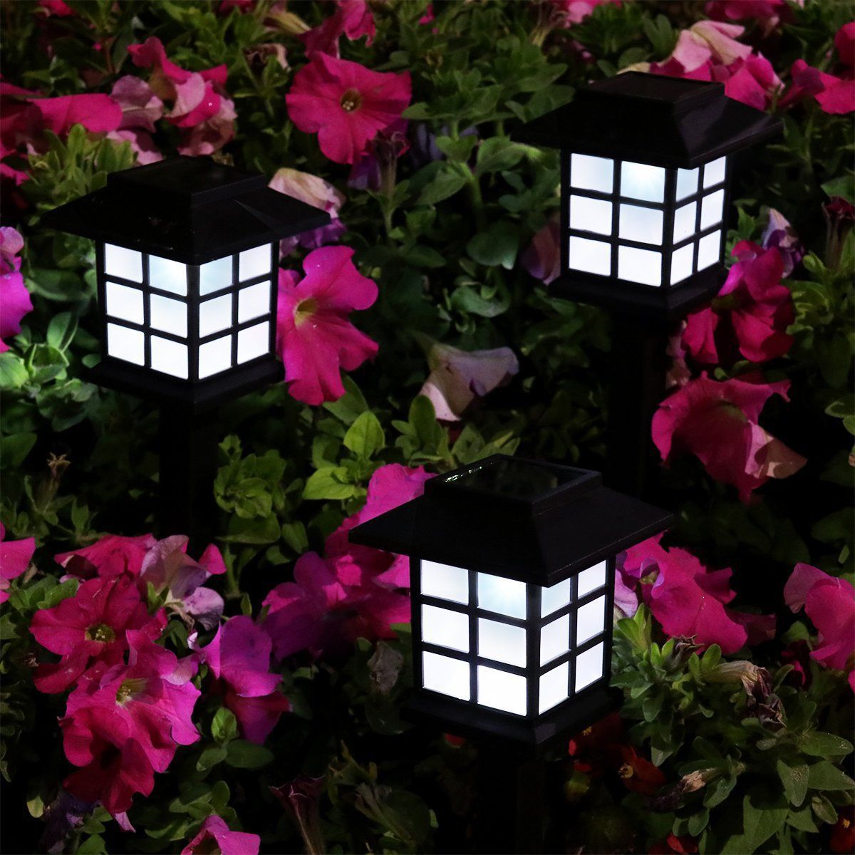 Luces solares para césped al aire libre, lámpara Retro en forma de casa, impermeable, decoración de patio y jardín, lámpara de noche insertada, luces de palacio pequeñas